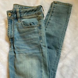 NWT American Eagle Outfitters High Rise Jegging